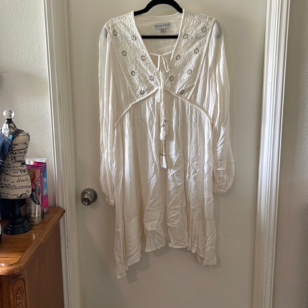 EUC Knox Rose dress size M
